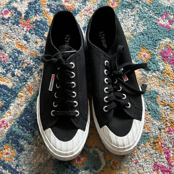 Womens Superga’s size EU 41 - Picture 2 of 4